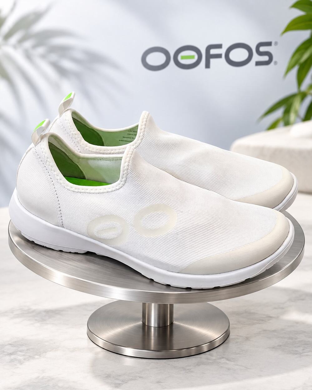 OOFOS OOmg Low White Recovery Slip-On Shoes Women’s 8.5 EU 39.5